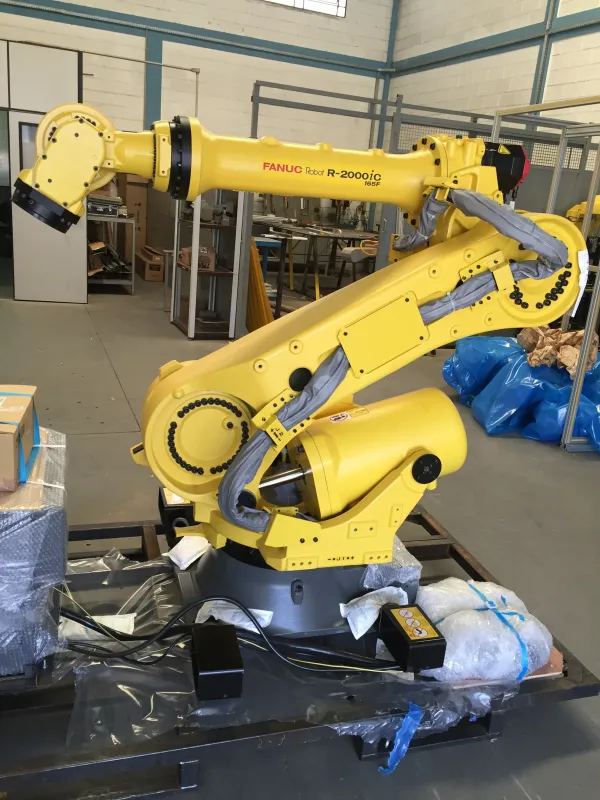 Automação Indsutrial: Robôs industriais para manipulação